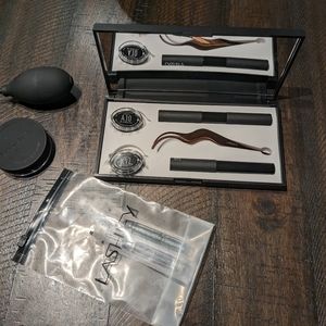 Lashify control kit with blow dry bulb and storage case